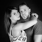 Tarif photographe de mariage en Yvelines, séance photo couple d'engagement en studio avant mariage